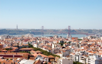 Escritório nas Amoreiras 340m2 vista sobre o Tejo e Monsanto